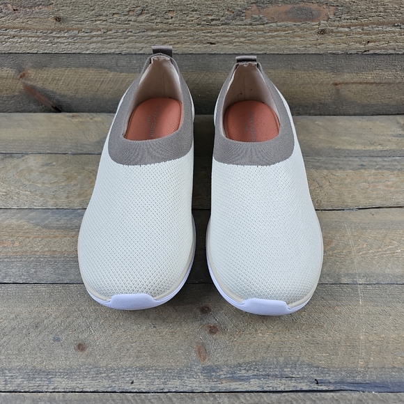 Easy Spirit e360 Women's Slip-On Shoes Ulta Lightweight Beige/Brown NEW - Picture 5 of 11